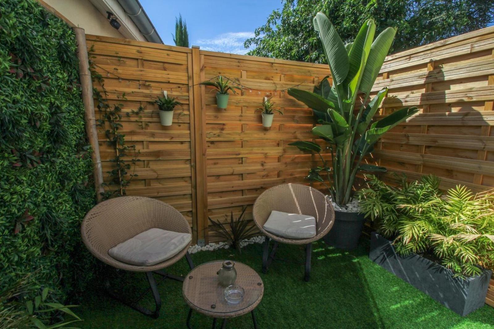 Loveroomxspa Bourg-Saint-Christophe Exterior foto