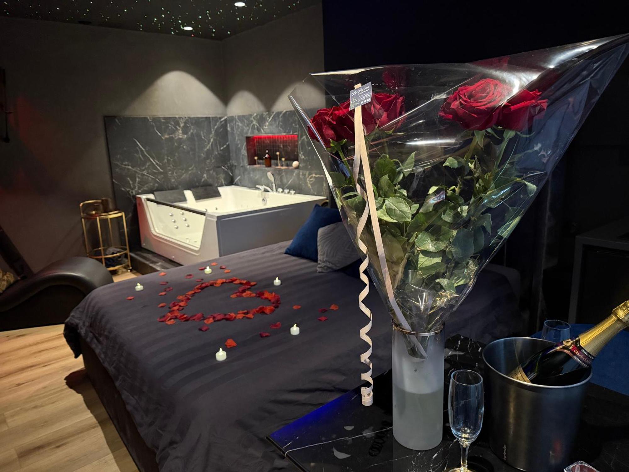 Loveroomxspa Bourg-Saint-Christophe Exterior foto